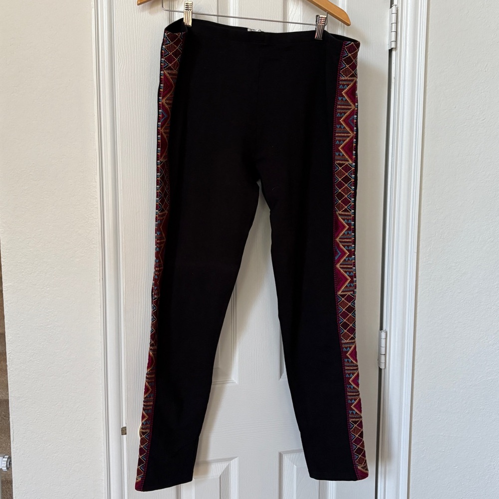 Johnny Was Marjan Black Leggings with Red/Multicolor Patterned Sides
